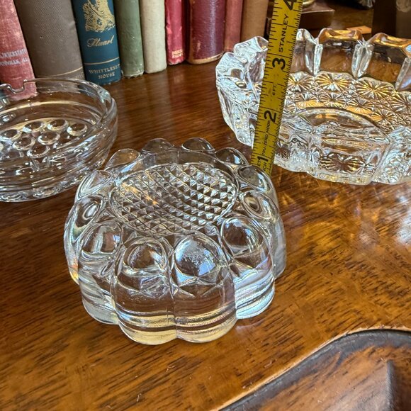 3 Vintage glass ashTRAYS - Picture 11 of 16
